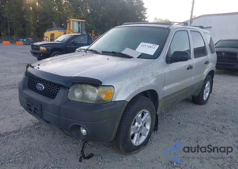 2007 Ford Escape Xlt z USA, uszkodzony, nr VIN 1FMYU03197KA44276